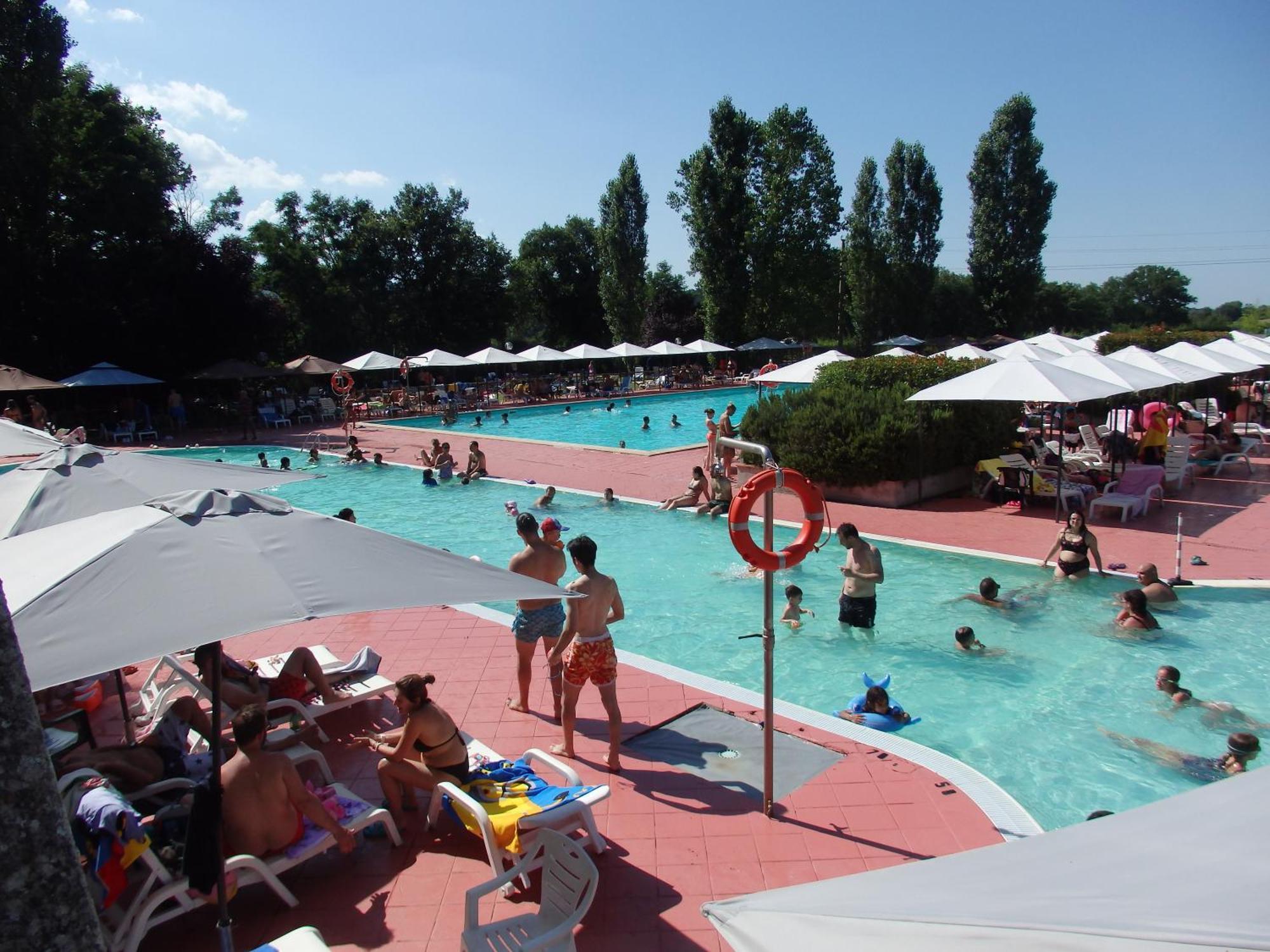 Camping Village La Chiocciola Capannole Ngoại thất bức ảnh