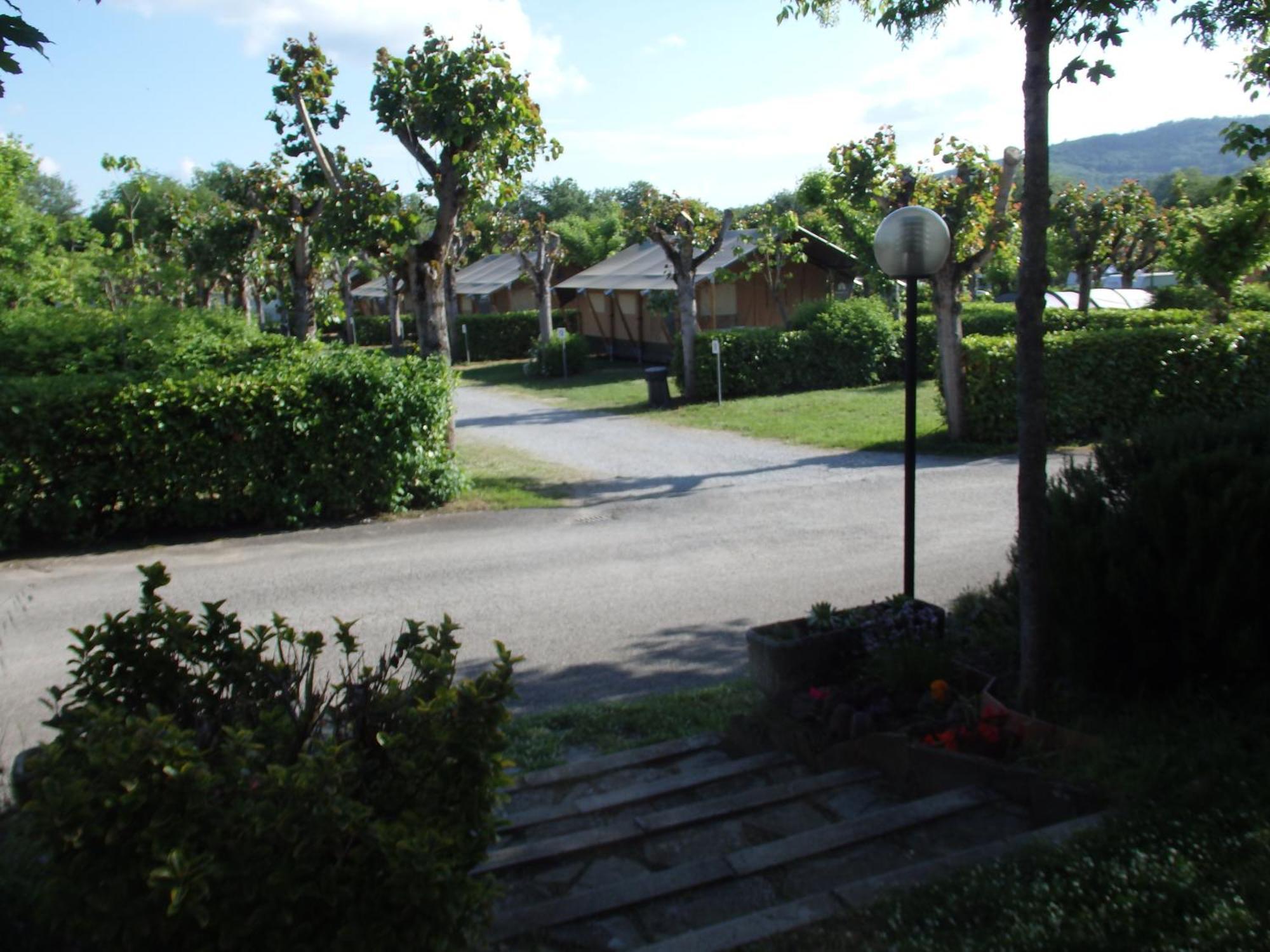 Camping Village La Chiocciola Capannole Ngoại thất bức ảnh