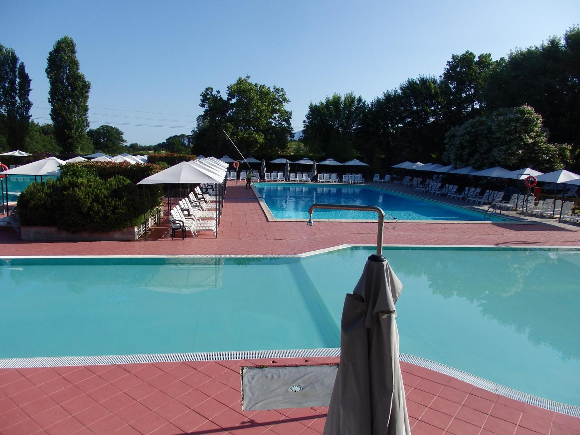 Camping Village La Chiocciola Capannole Ngoại thất bức ảnh