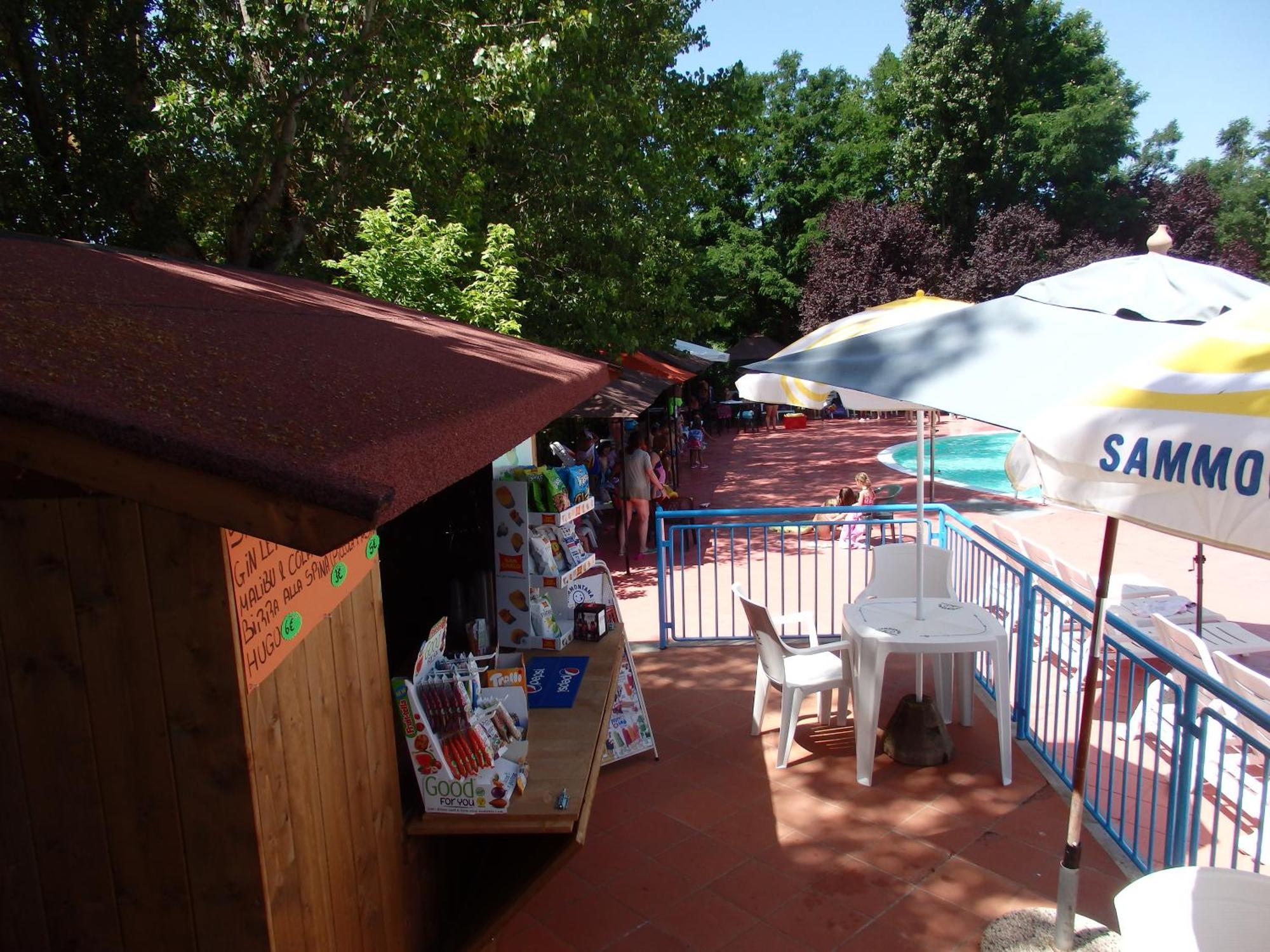 Camping Village La Chiocciola Capannole Ngoại thất bức ảnh